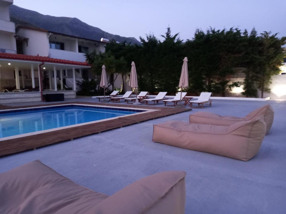 Hotel Relax Dhërmi Εξωτερικό φωτογραφία