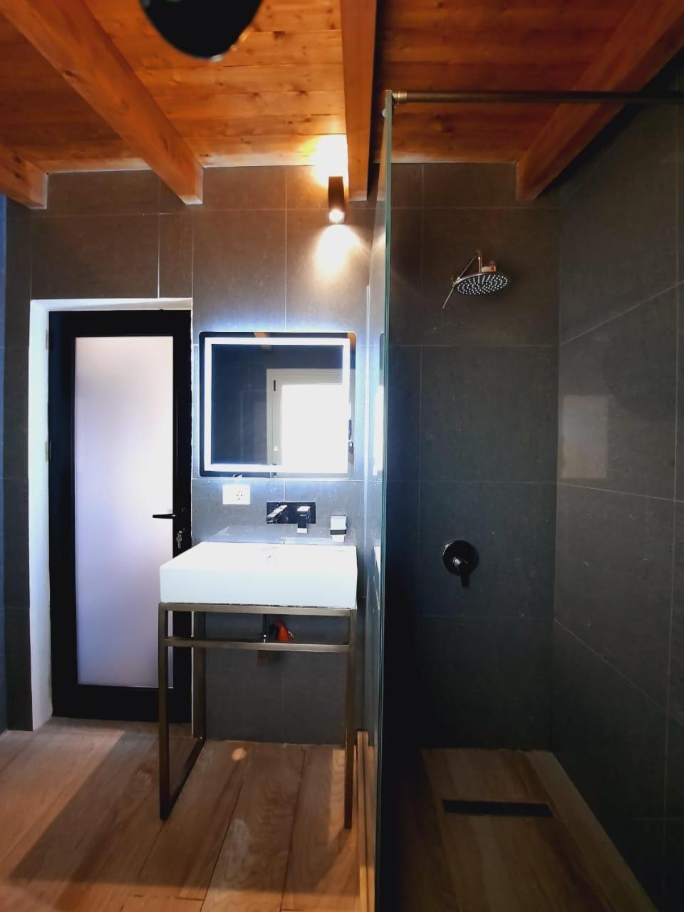 Hotel Relax Dhërmi Εξωτερικό φωτογραφία