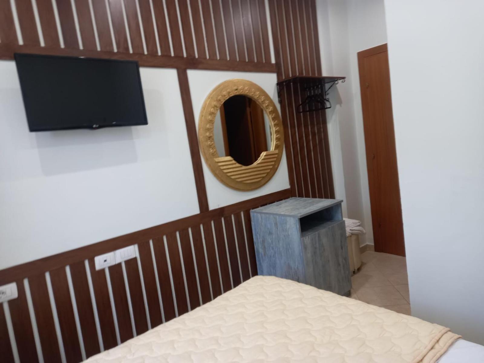 Hotel Relax Dhërmi Εξωτερικό φωτογραφία
